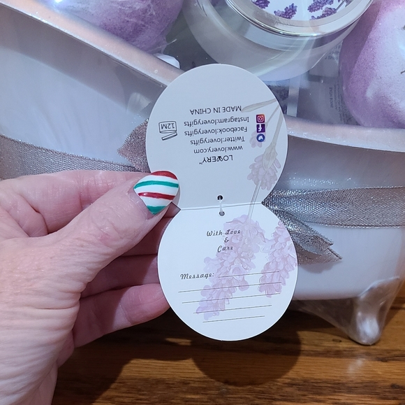 👀50% OFF👀🧴🛁 NWT‼️Lovery 10-piece Lavender & Jasmine Scented At Home Spa Kit - Picture 7 of 15